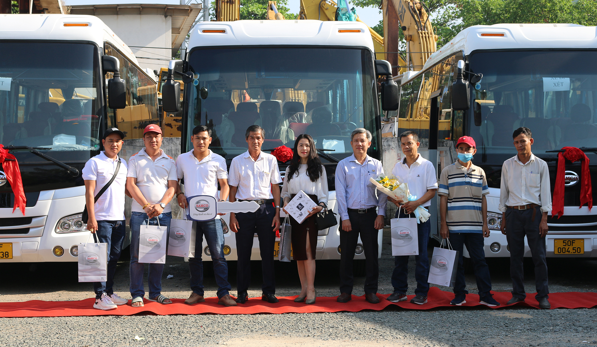 lễ bàn giao lô 5 xe khách Samco Felix 29 ghế